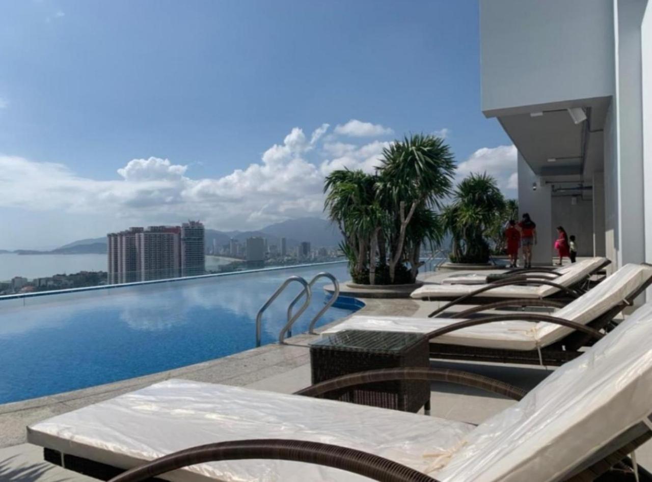 Beachfront Scenia Bay Apartment Nha Trang Exterior foto